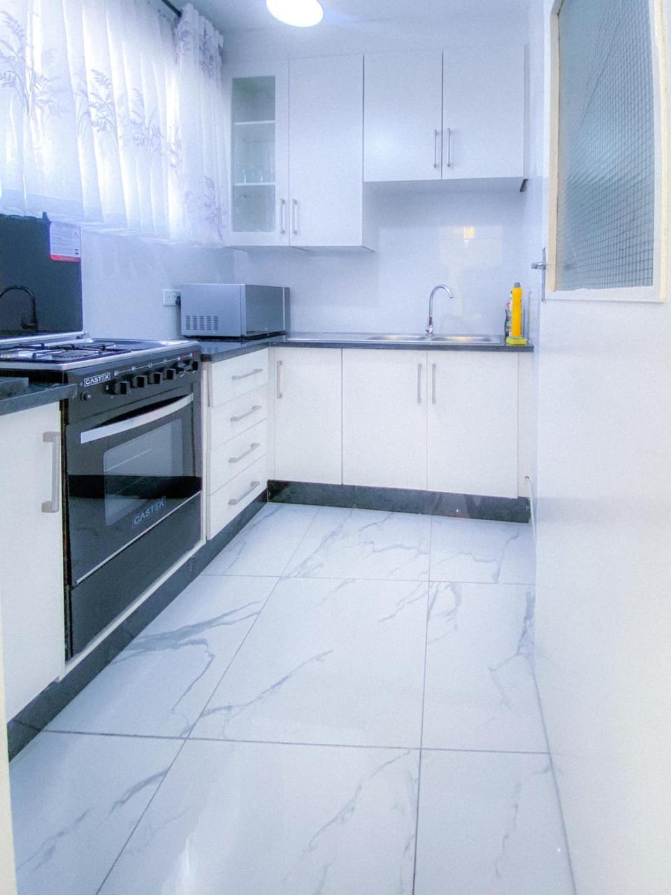 Kitchen or kitchenette