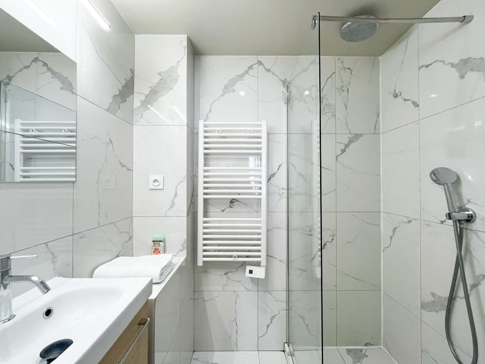 UrbanFlat 03 - 4 Bedroom Apartment in Center of Paris Apartment in Paris