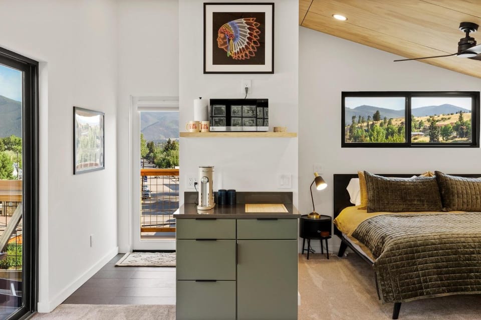 OMI Studio in Creede, CO Apartment in Creede