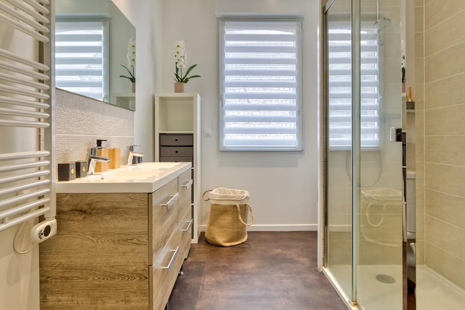 Shower, Bathroom