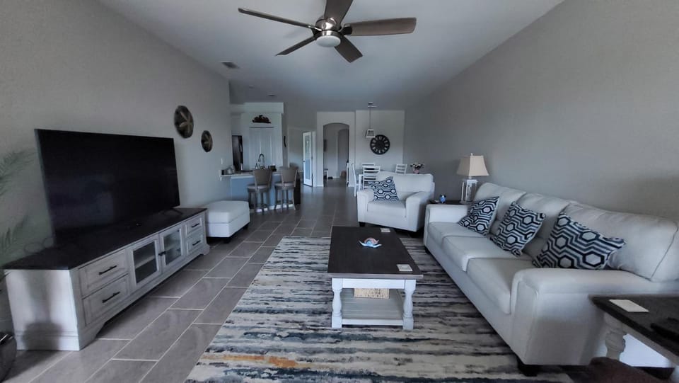 full home in gated community in Port charolette House in North Port