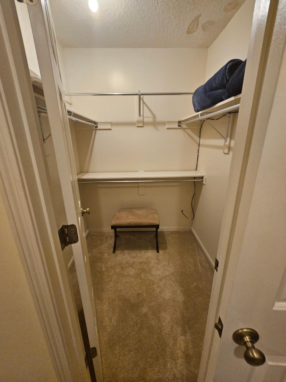 Bedroom, wardrobe