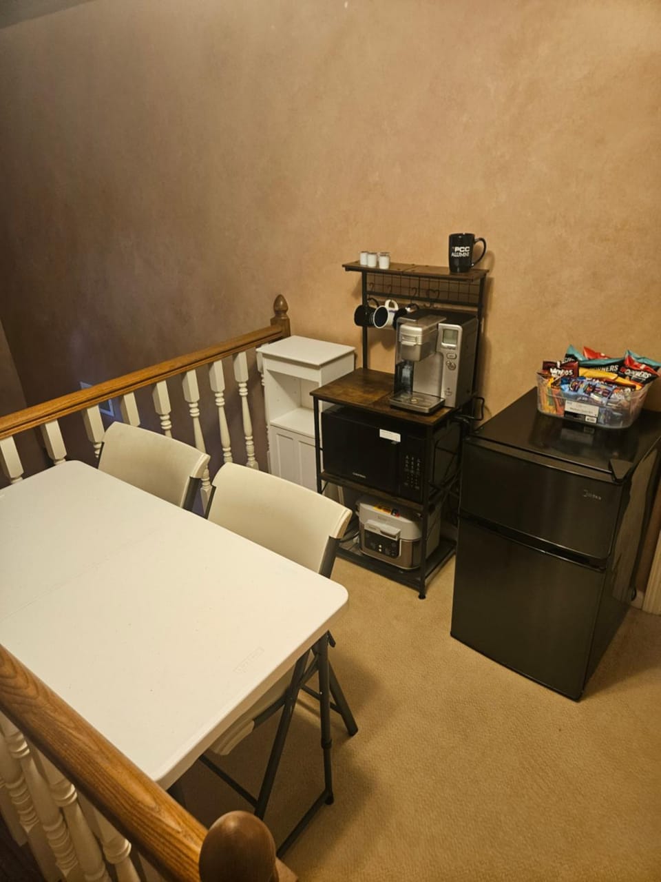 Coffee/tea facilities, Dining area