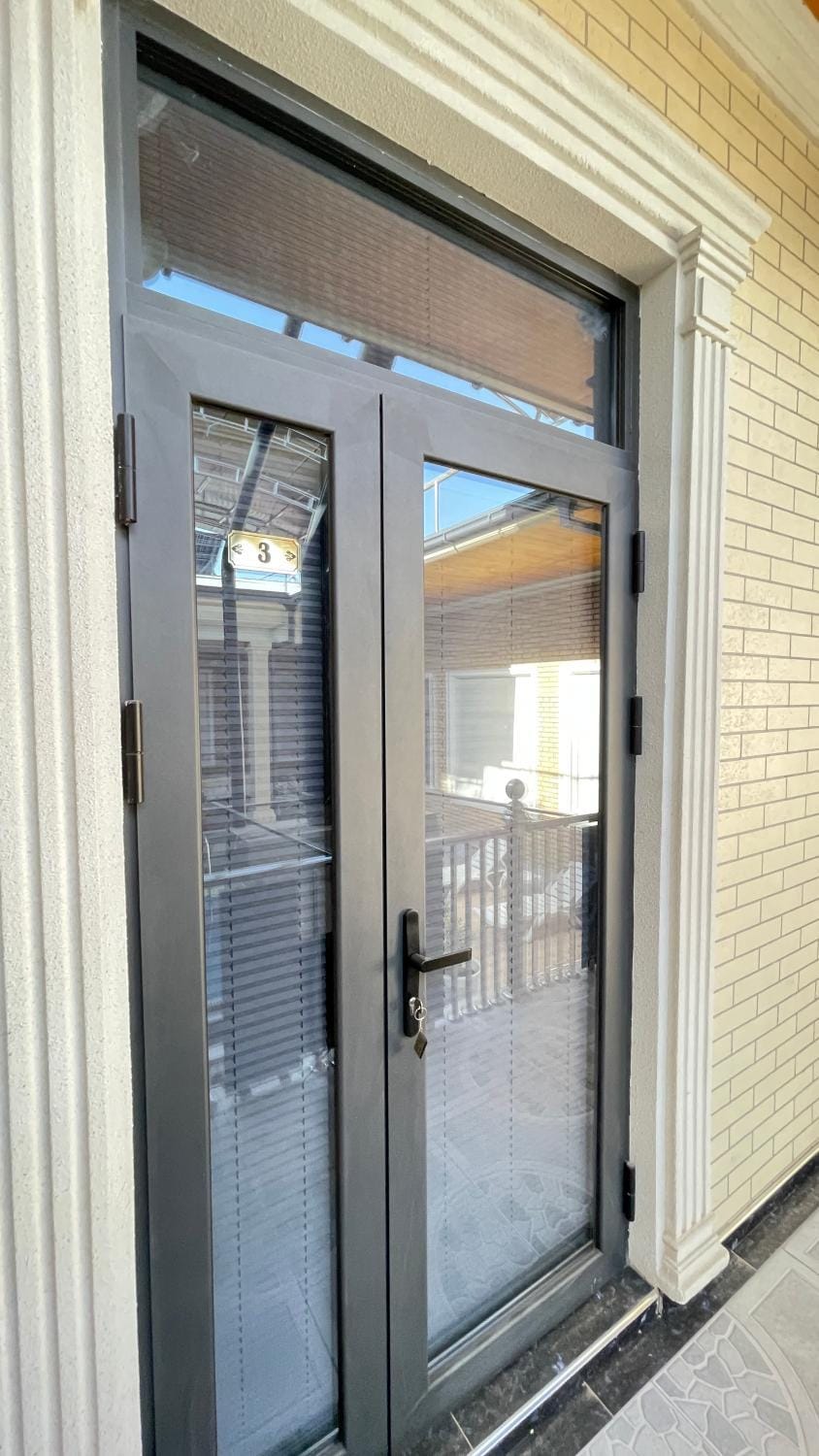 Property building, Day