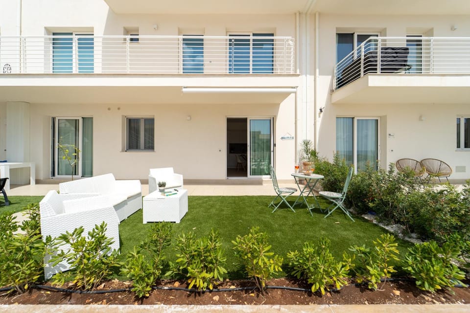 Property building, Garden