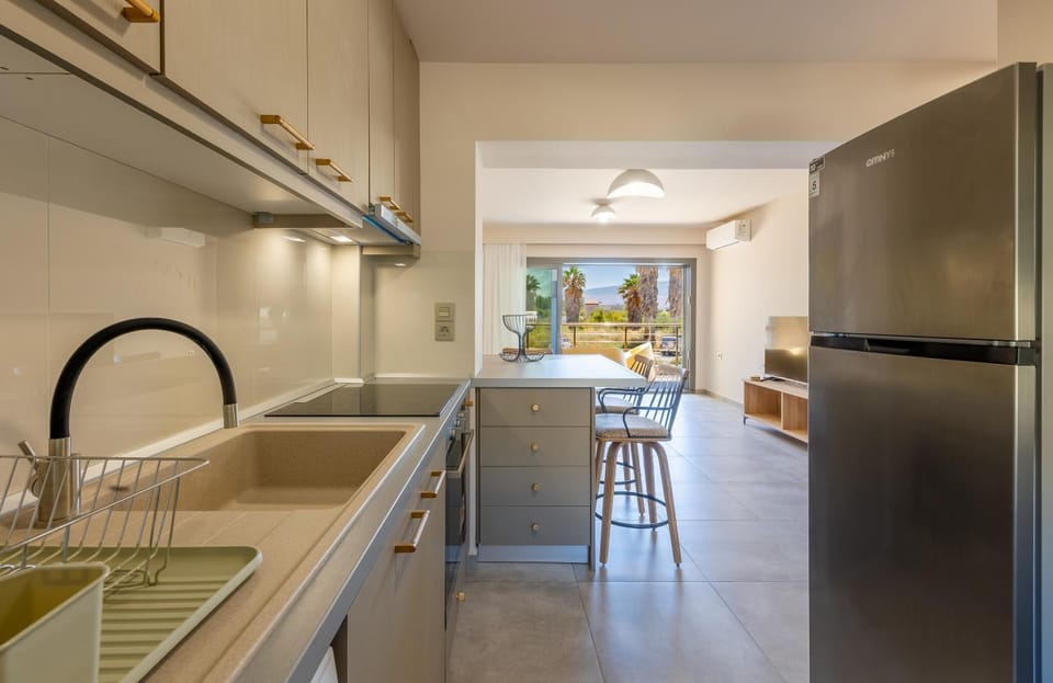 Kitchen or kitchenette, oven, stove