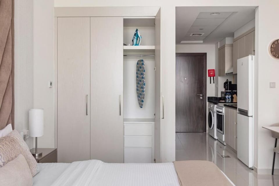 BirdsEye Cozy Studio Mesmerizing Golf Views Apartment in Dubai