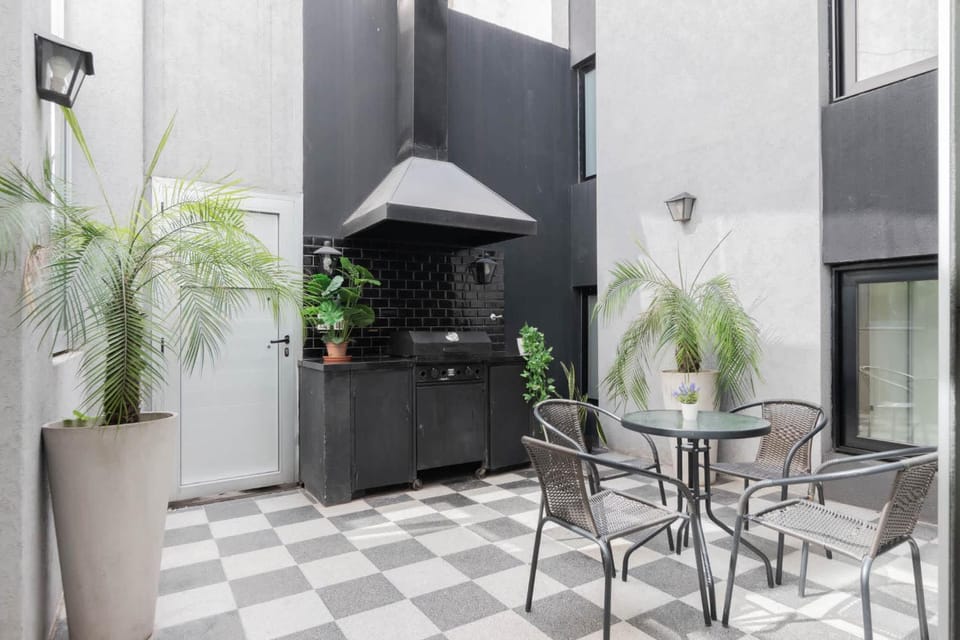 MOT SantaFe 3 Bd Pool & BBQ Palermo Hollywood House in Buenos Aires