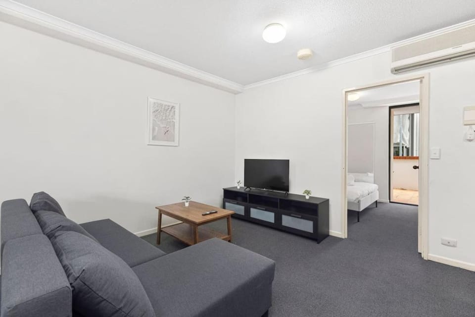 Practical City Base spring hill 13 Apartment in Brisbane City