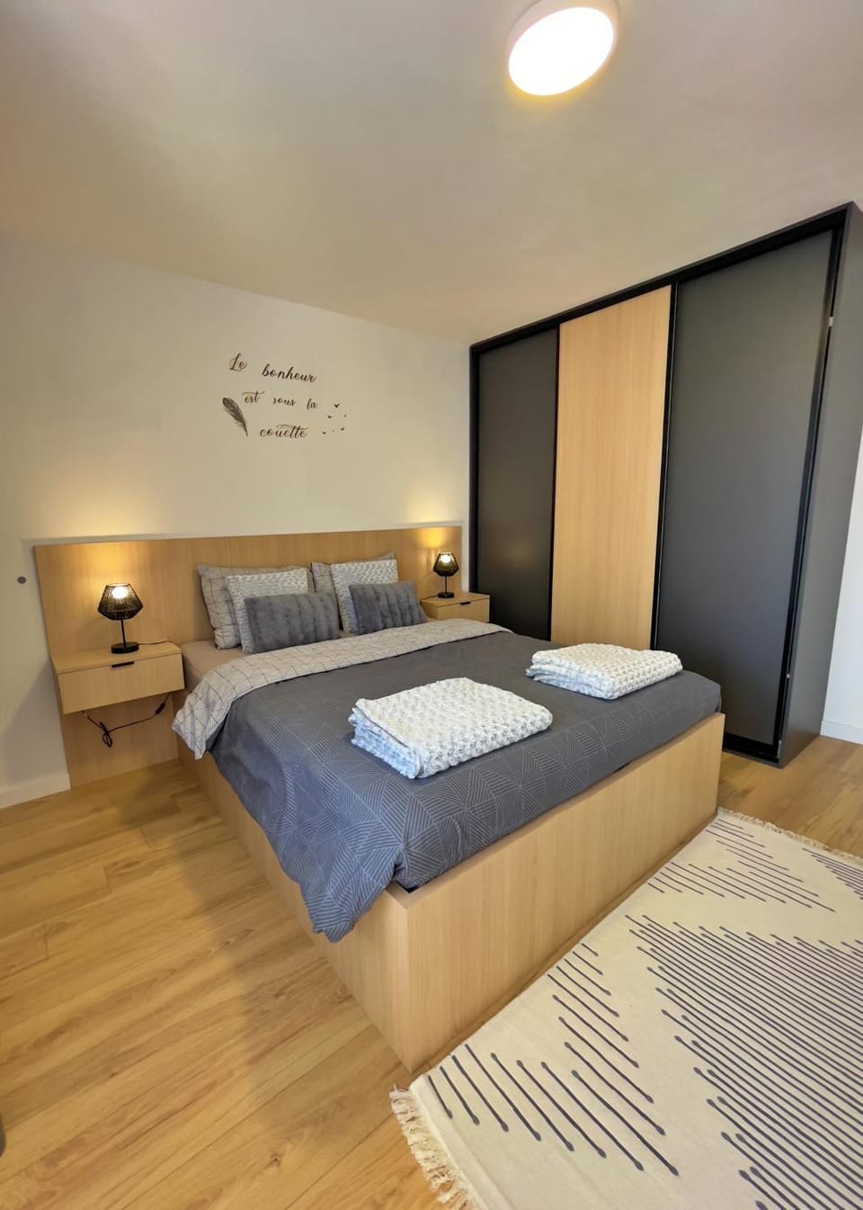 Bedroom, wardrobe