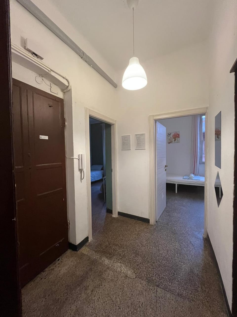 Yasna Private Room Bed and Breakfast in Genoa