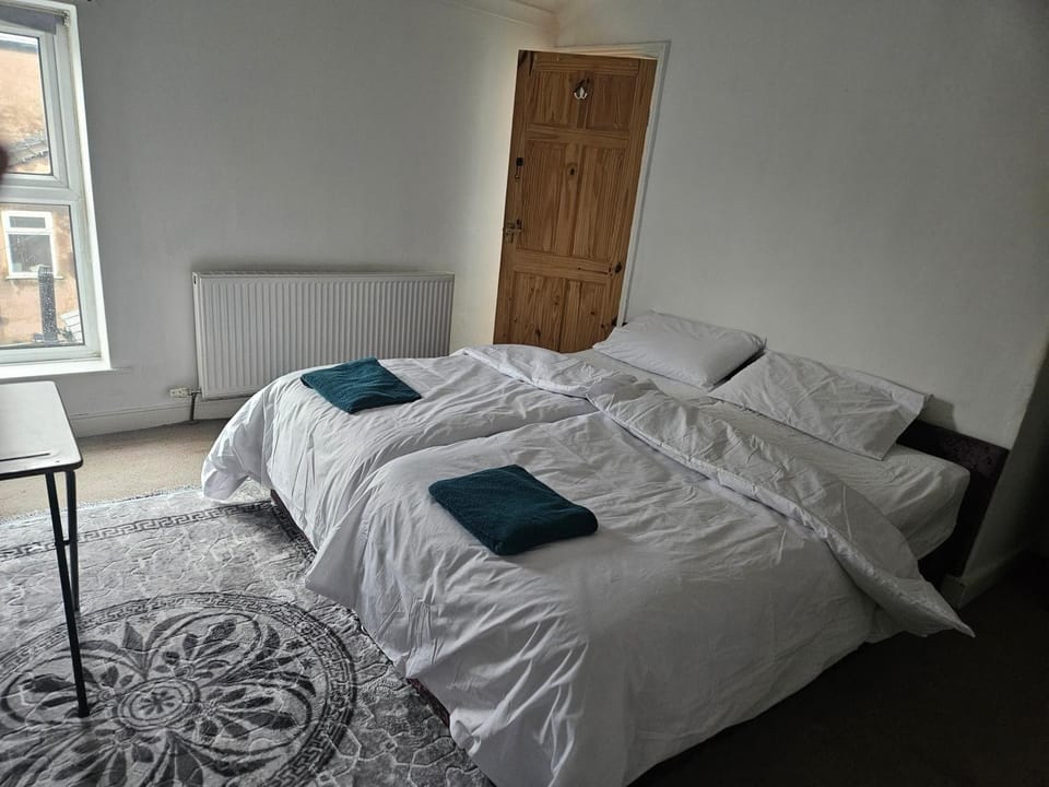 Comfort and Leisure Vacation rental in Salford