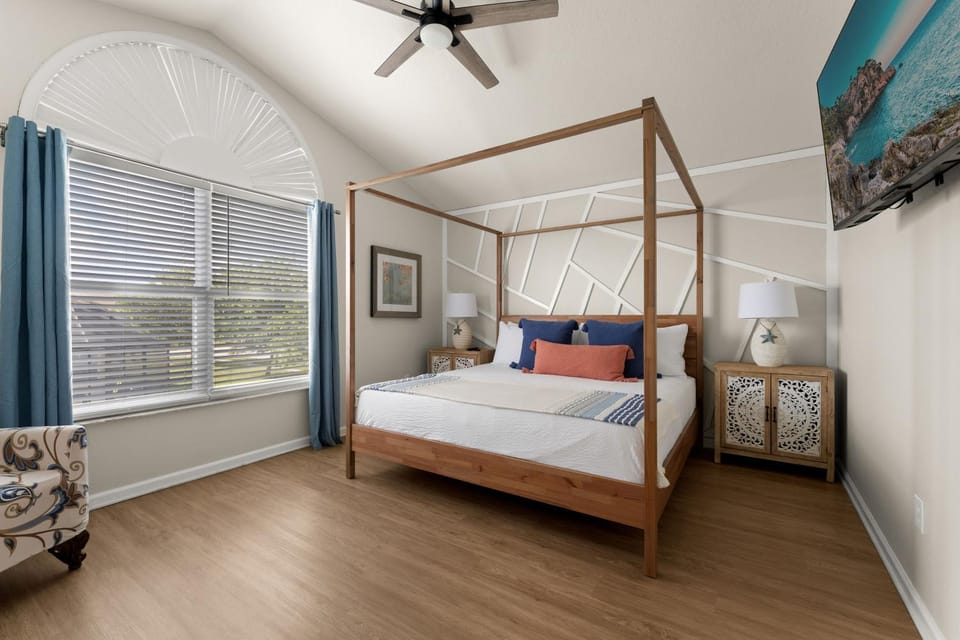 Bed, Bedroom