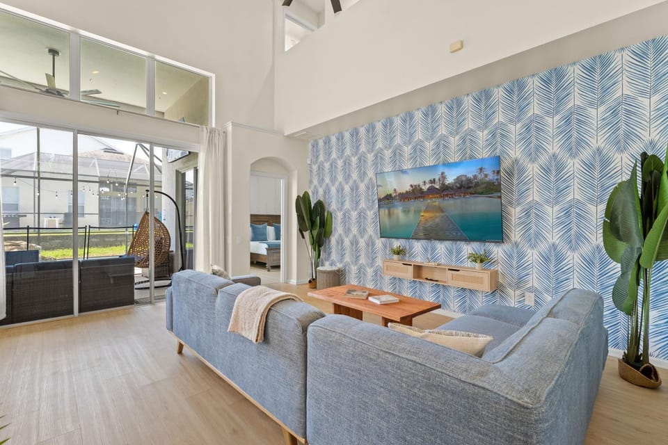 TV and multimedia, Living room, Seating area