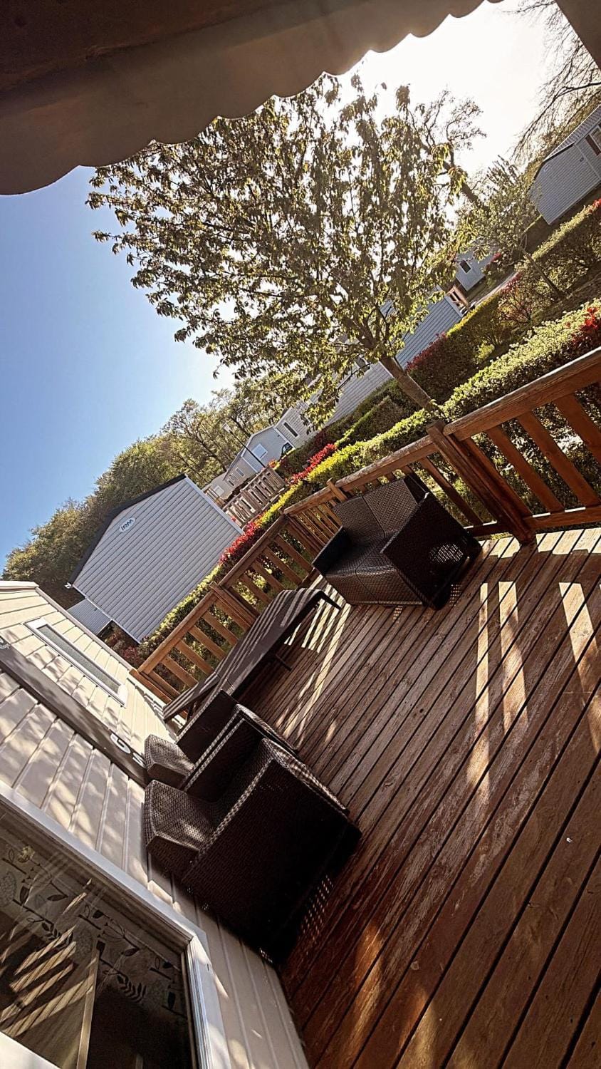 Bungalow tout confort 6 personnes Campground/ 
RV Resort in Normandy