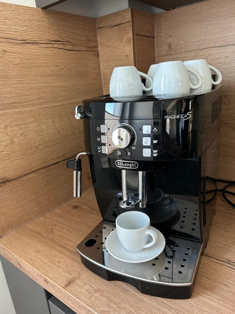 Coffee/tea facilities, kitchen