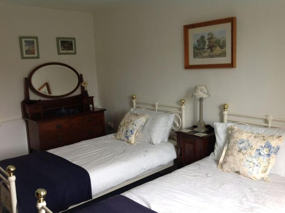 Maison Normande avec Jardin, Parking , Honfleur House in Normandy