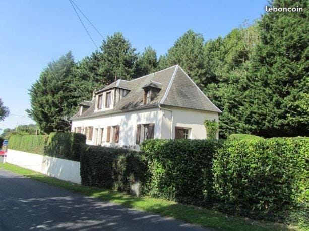 Maison Normande avec Jardin, Parking , Honfleur House in Normandy