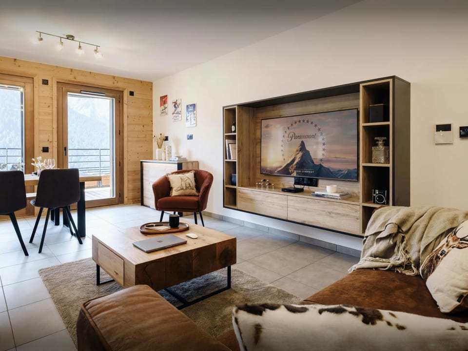 TV and multimedia, Living room, Seating area