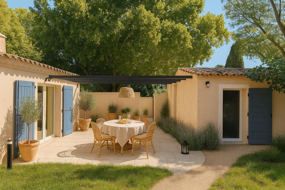 Patio, Spring, Day, Garden, Dining area, Garden view