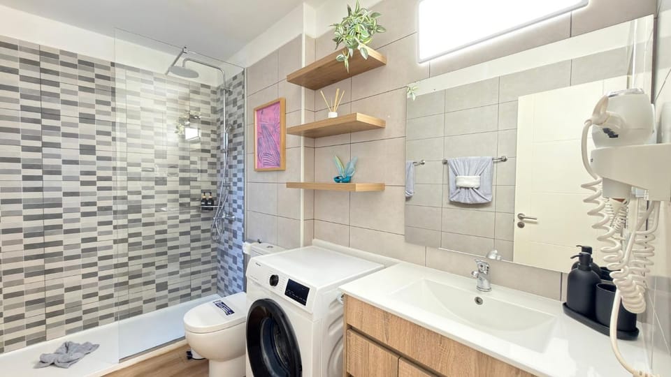 laundry, washing machine