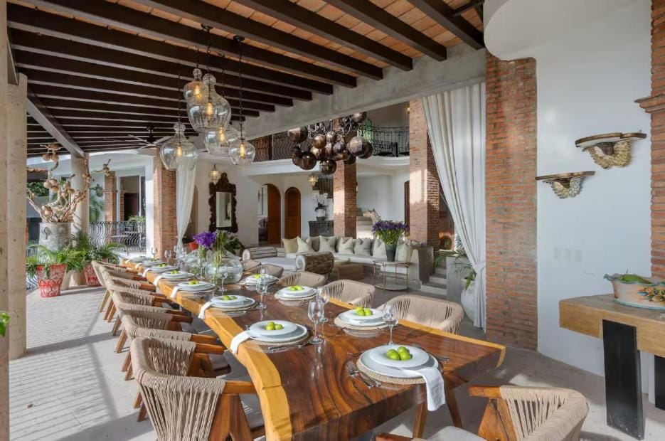 Conchas chinas villa 111- Transportation and staff included Villa in Puerto Vallarta
