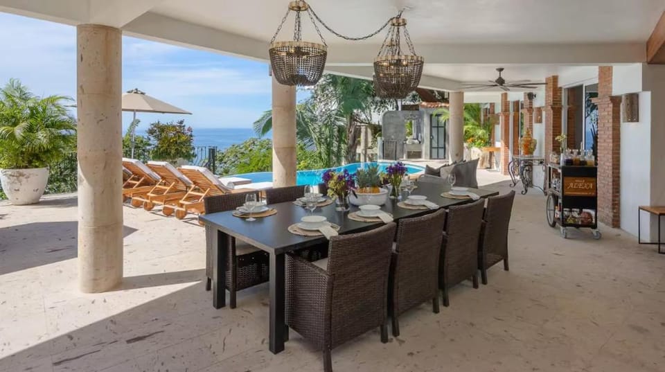 Conchas chinas villa 111- Transportation and staff included Villa in Puerto Vallarta