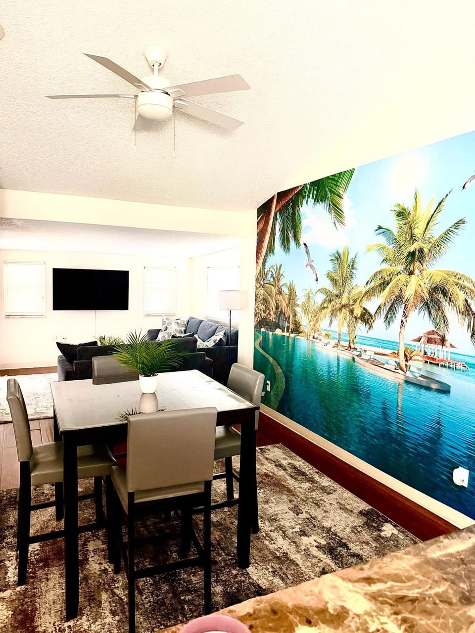 Tropical Paradise House in Ocoee