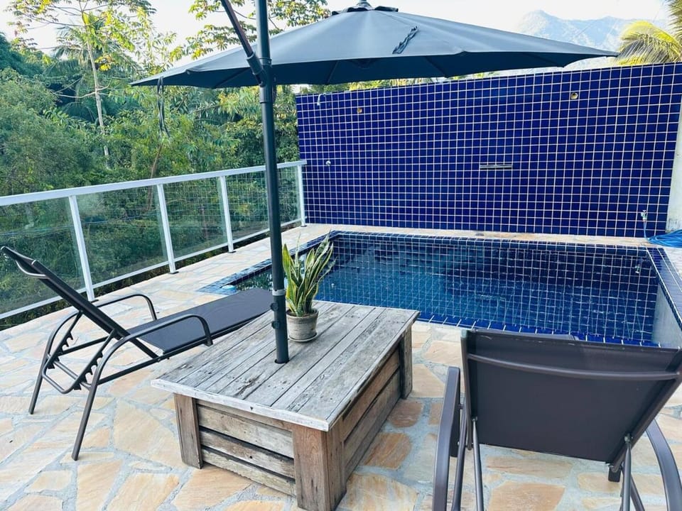 Balcony/Terrace, sunbed