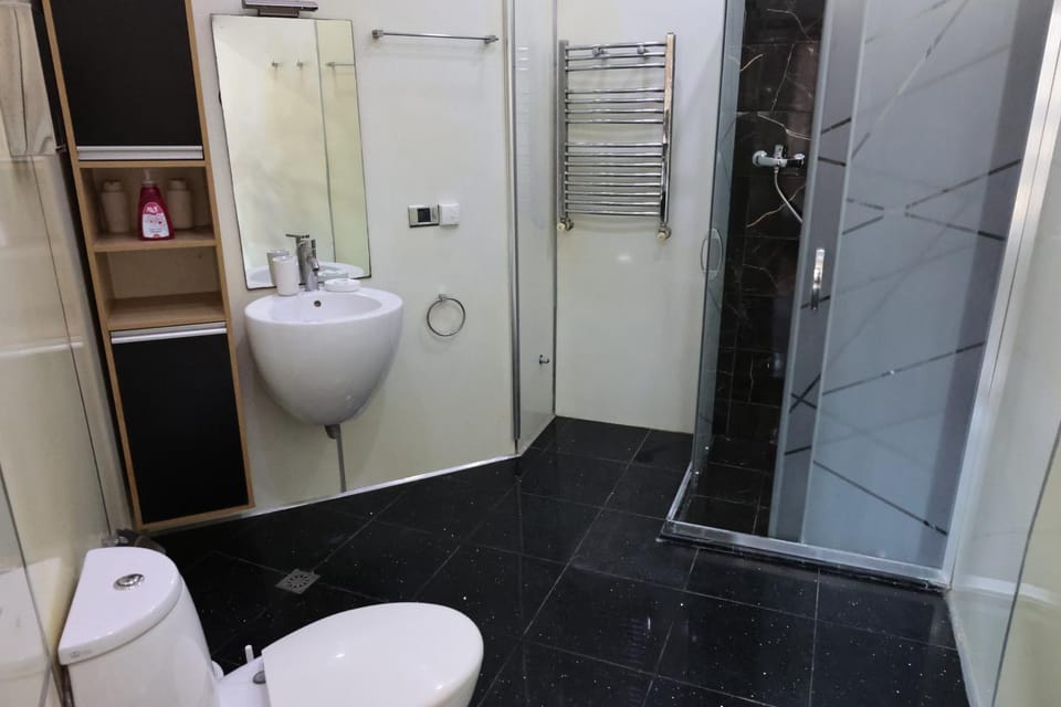 Shower, Toilet, Bathroom