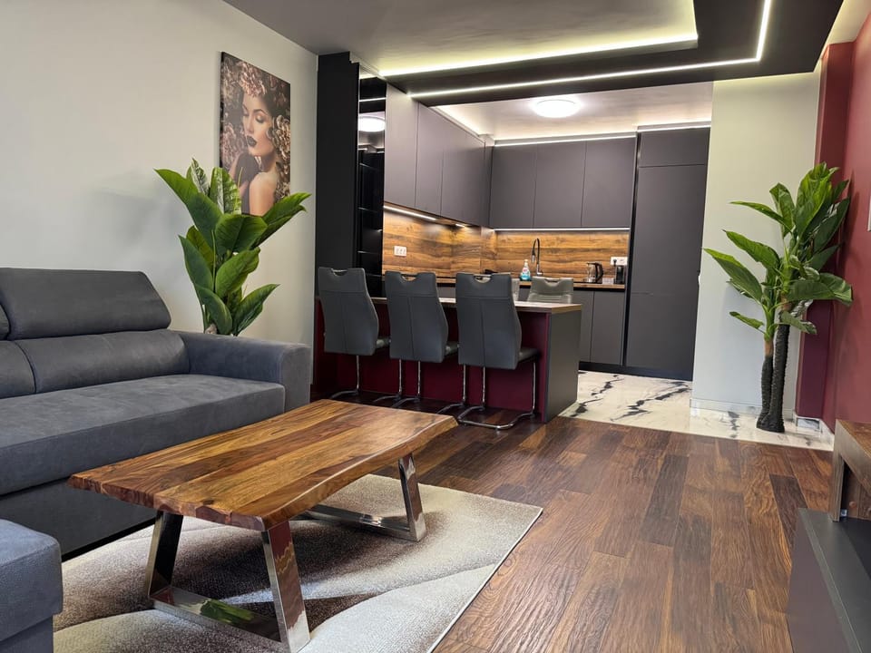 Kitchen or kitchenette, Living room, Seating area