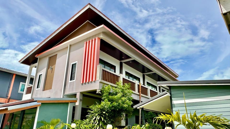 Property building, Day