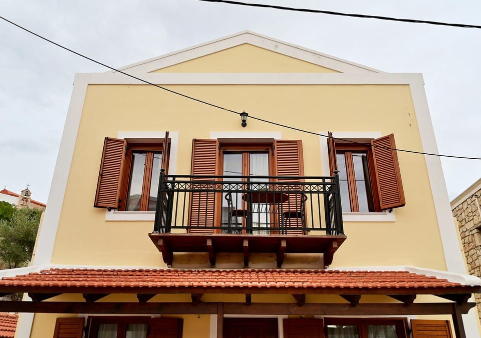 Voula's Traditional House House in Antalya Province