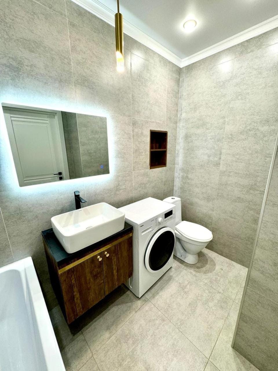 Toilet, Bathroom, towels