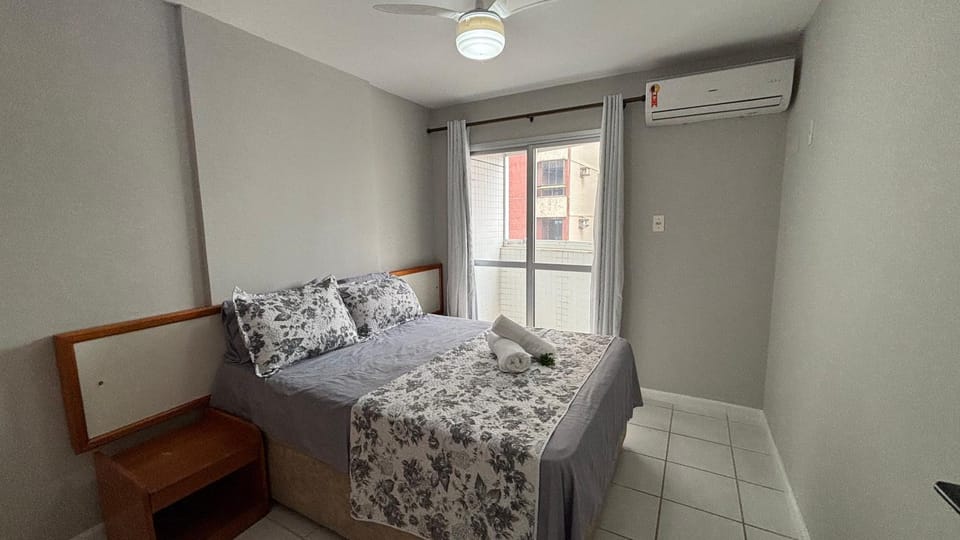 Bedroom, locker, air conditioner