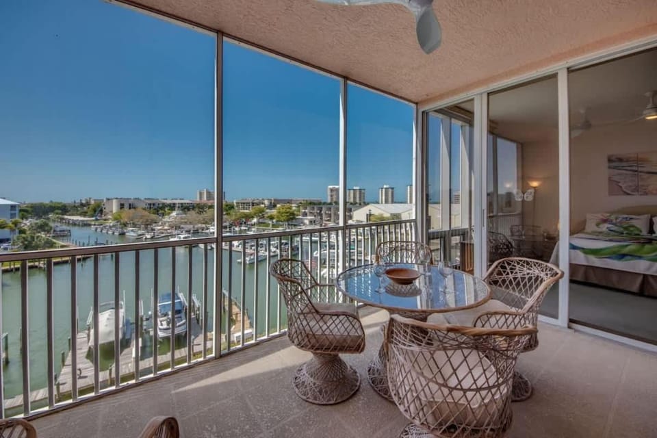 Palm Harbor #503 House in Estero Island