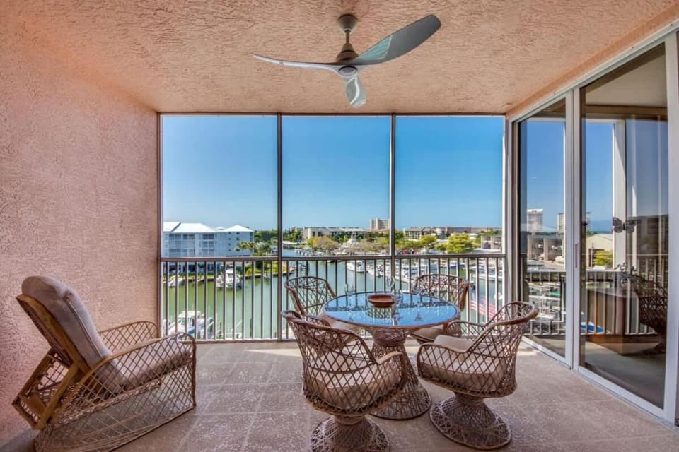 Palm Harbor #503 House in Estero Island