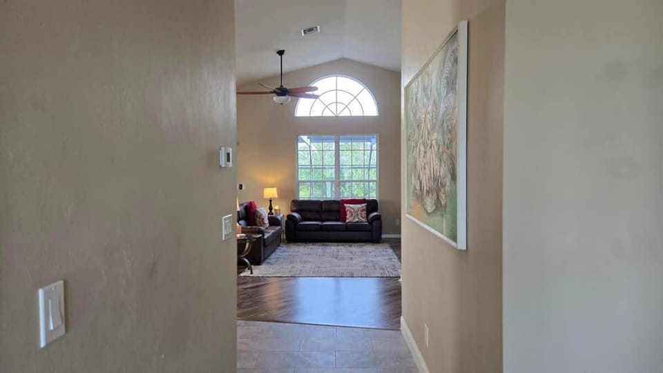 12208 Siesta Drive House in Lee County