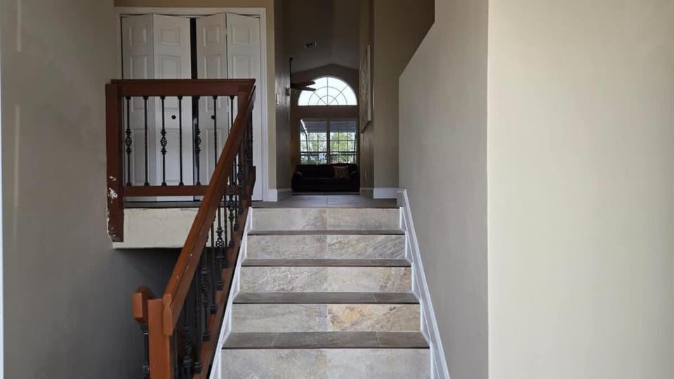 12208 Siesta Drive House in Lee County