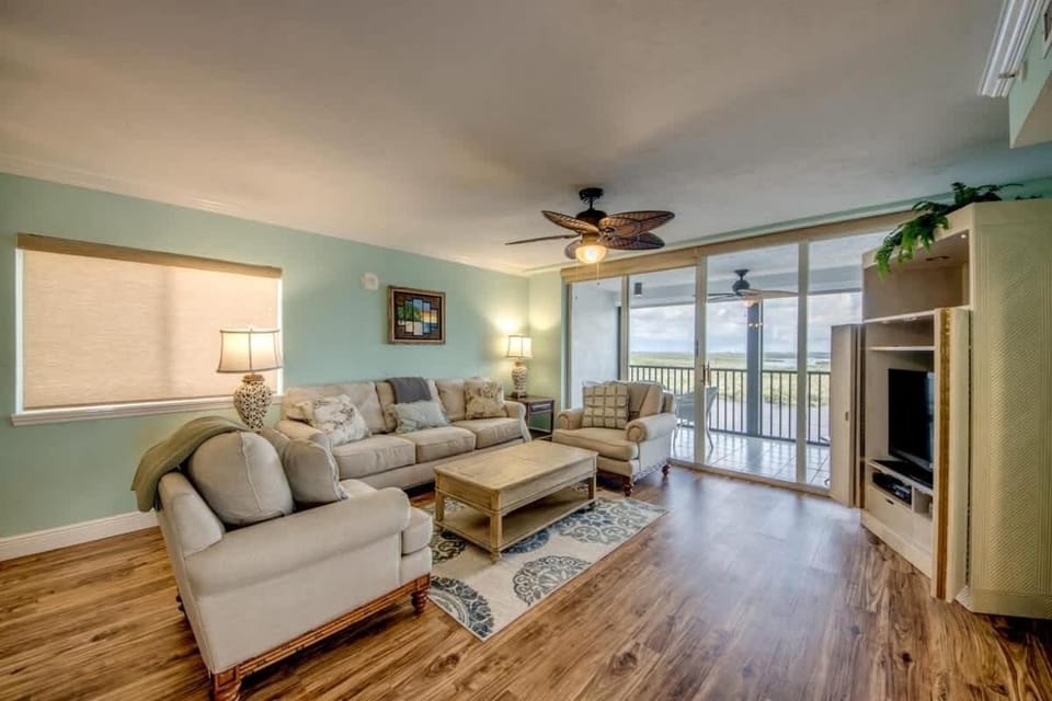 Ocean Harbor #1201B House in Estero Island