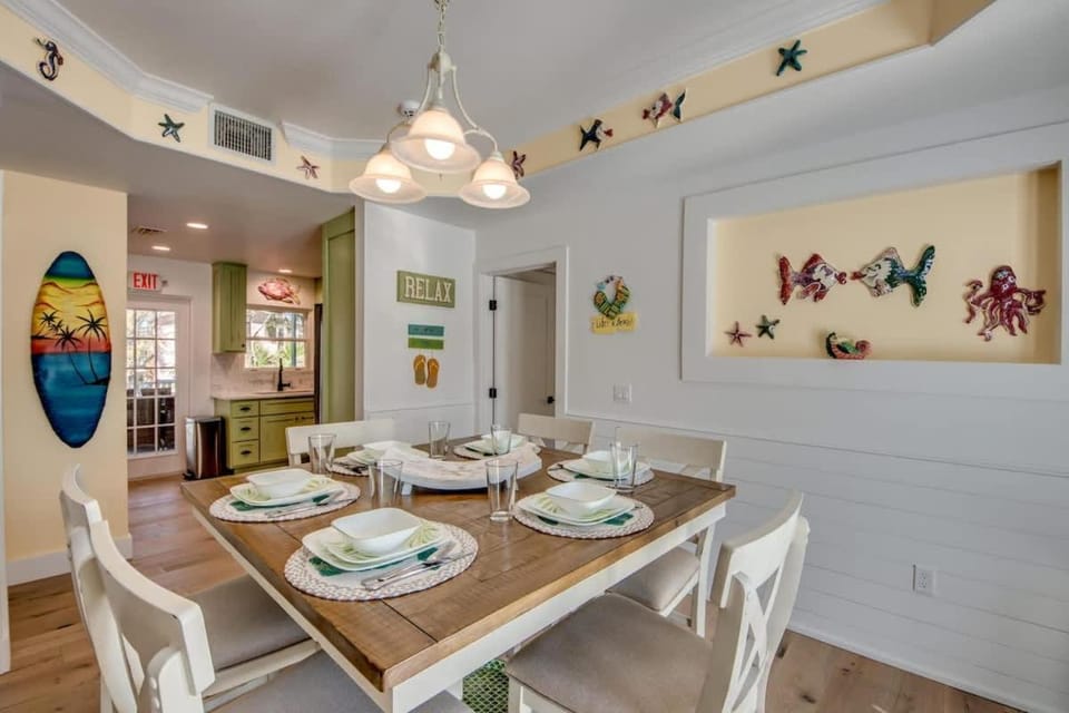275 Ohio House in Estero Island