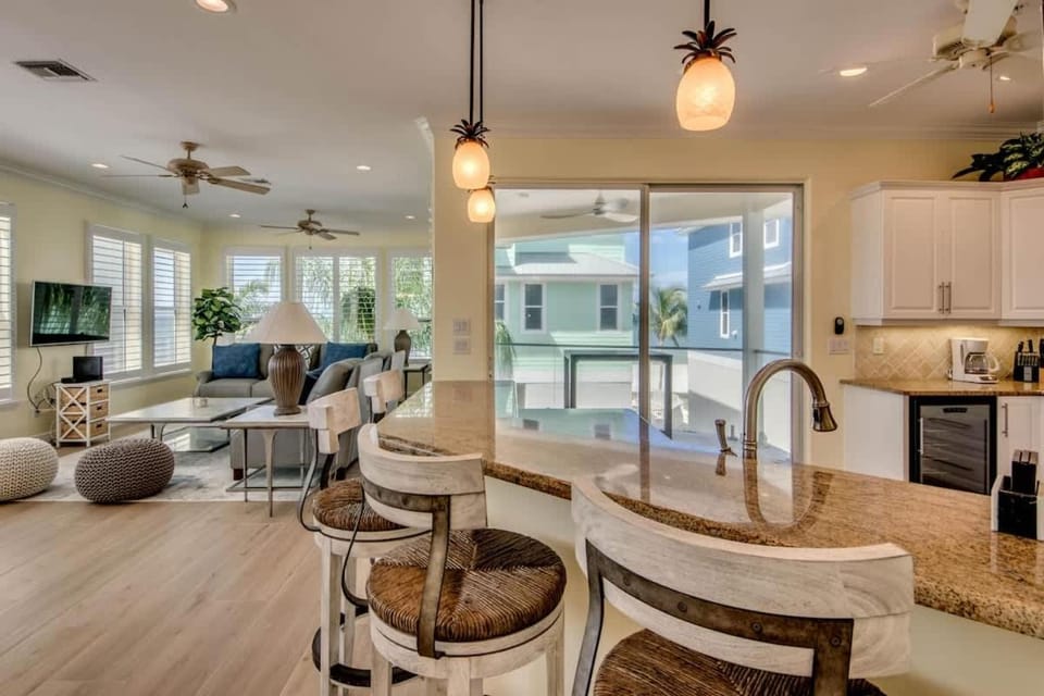 260 Key West House in Estero Island