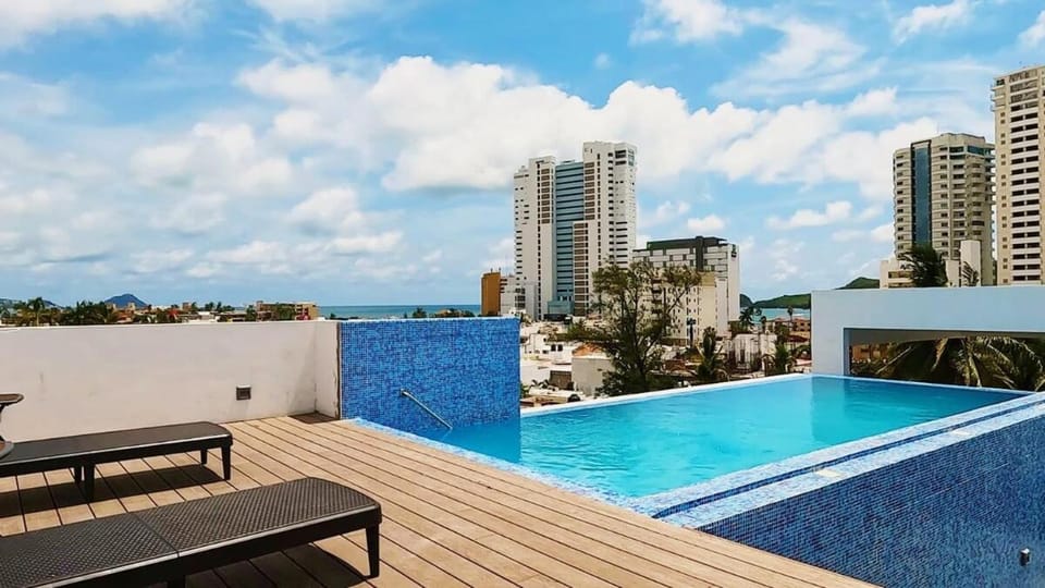 Isla Esmeralda Azul 1 Min Playa y Zona Dorada Apartment in Mazatlan