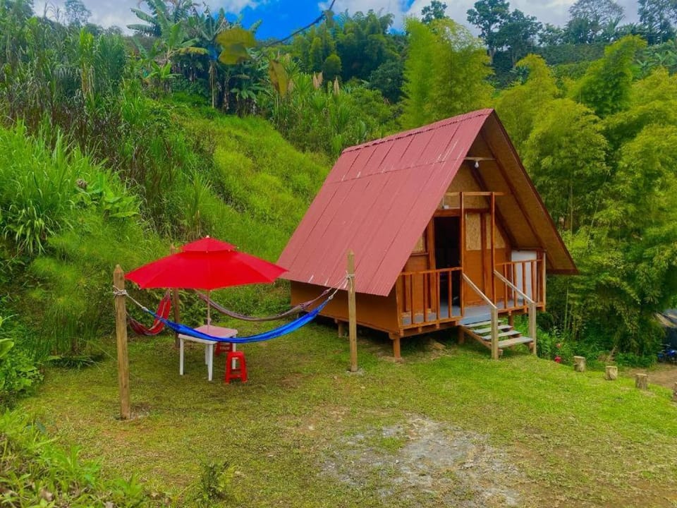 Hotel Cabañas Villa Loe Jardín Campground/ 
RV Resort in Caldas, Colombia