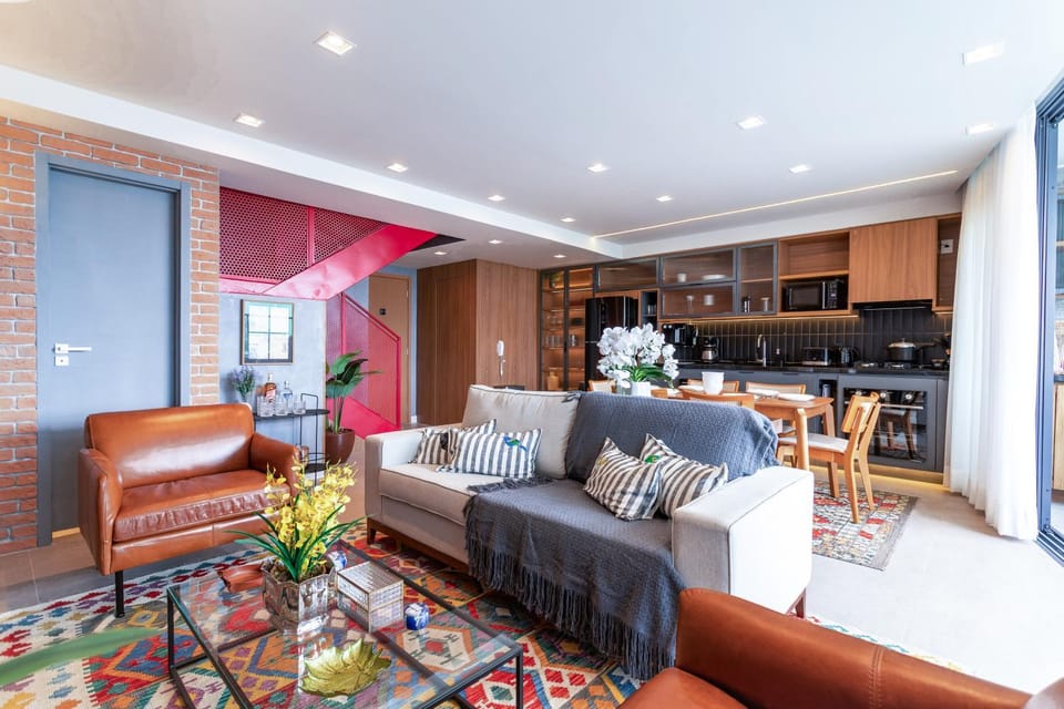 Kitchen or kitchenette, Living room, Seating area, Dining area, minibar