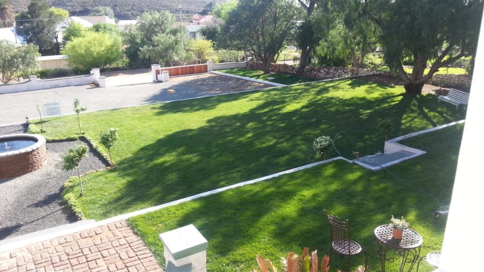 Property building, Garden, Garden view