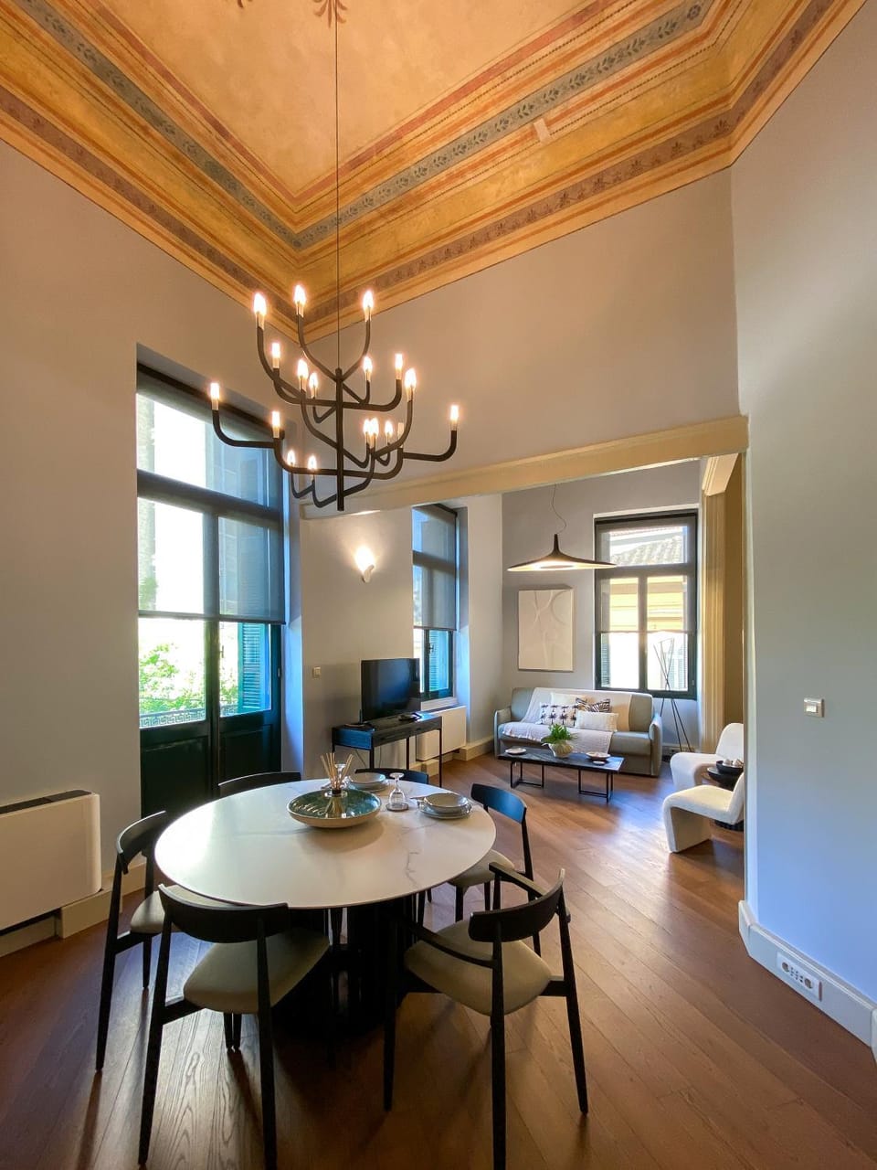 Living room, Dining area