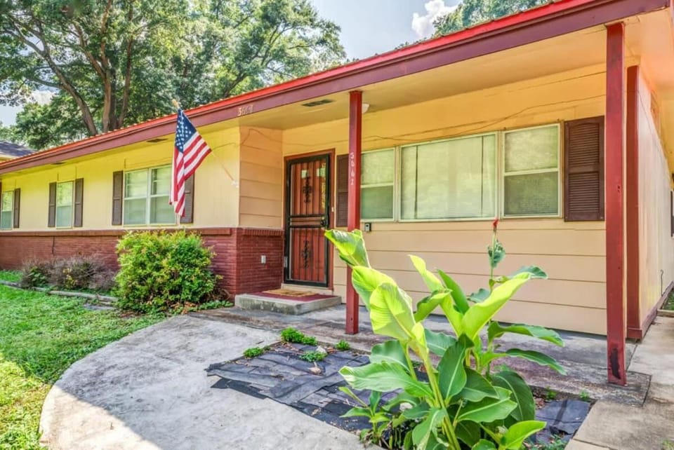 Property building, Spring, Day