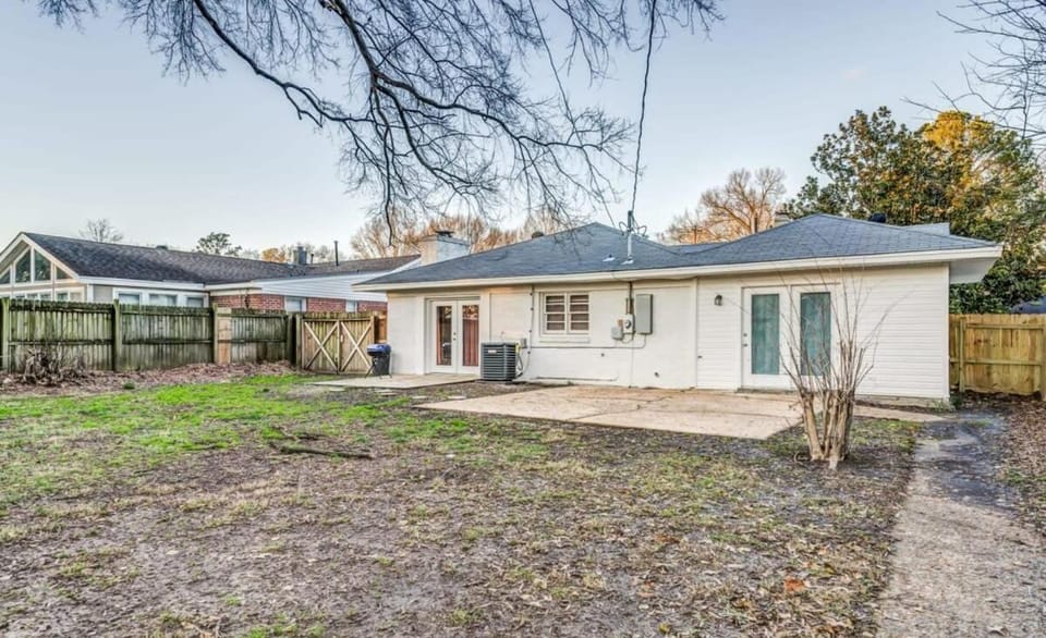 Property building, Day