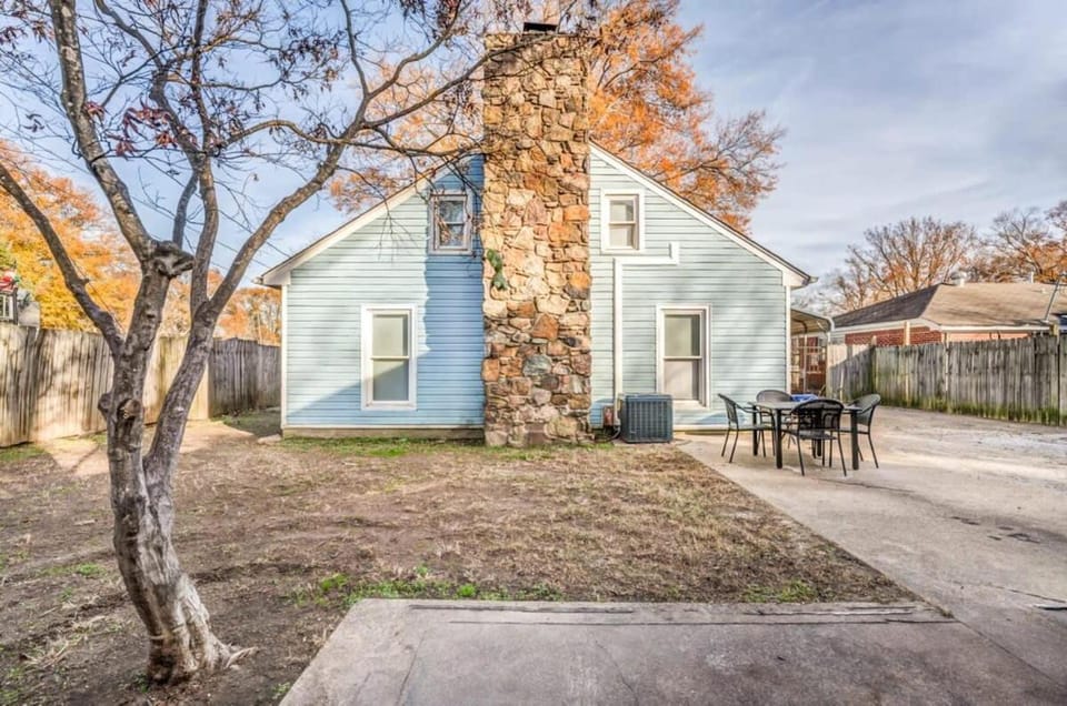 Property building, Spring, Day